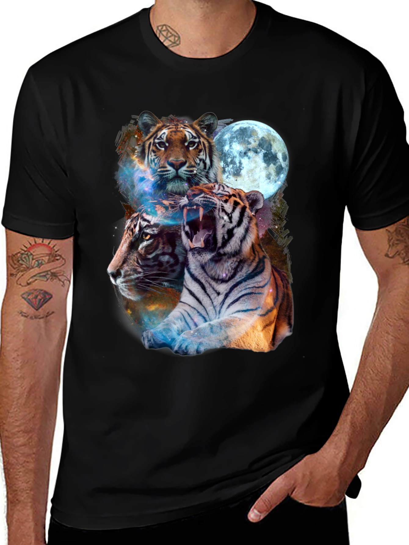 Tiger Moon Graphic Tee - Black