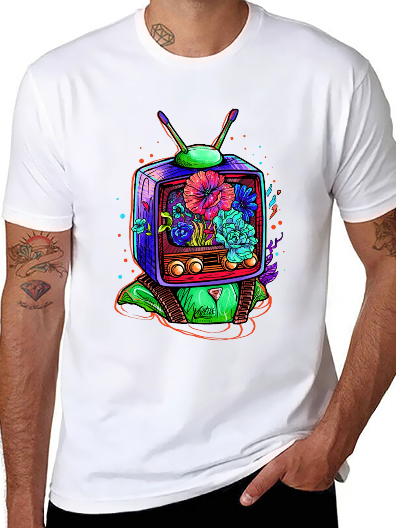 Retro TV Floral Graphic T-Shirt - Black