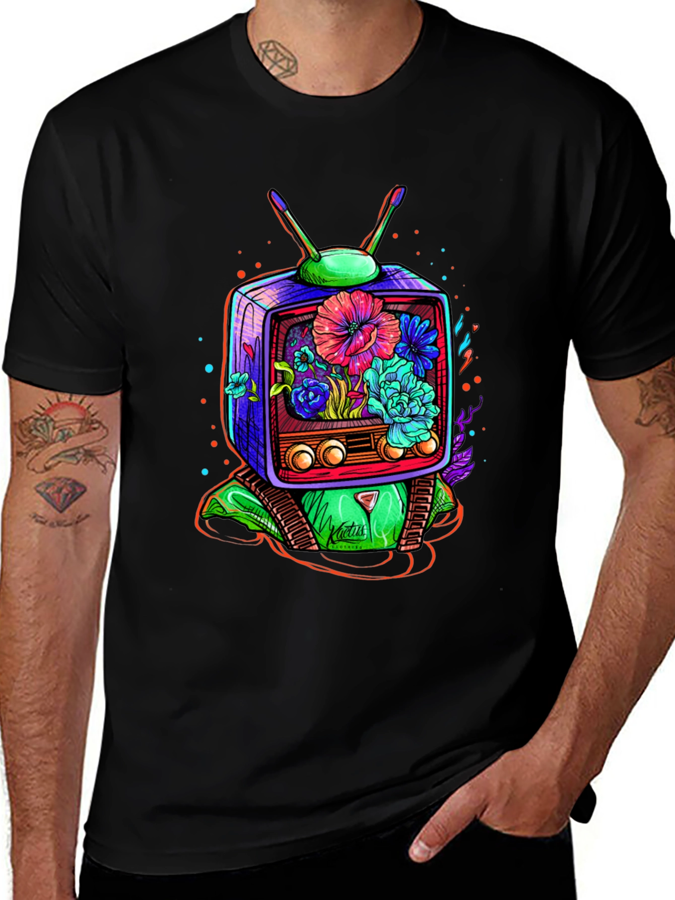 Retro TV Floral Graphic T-Shirt - Black