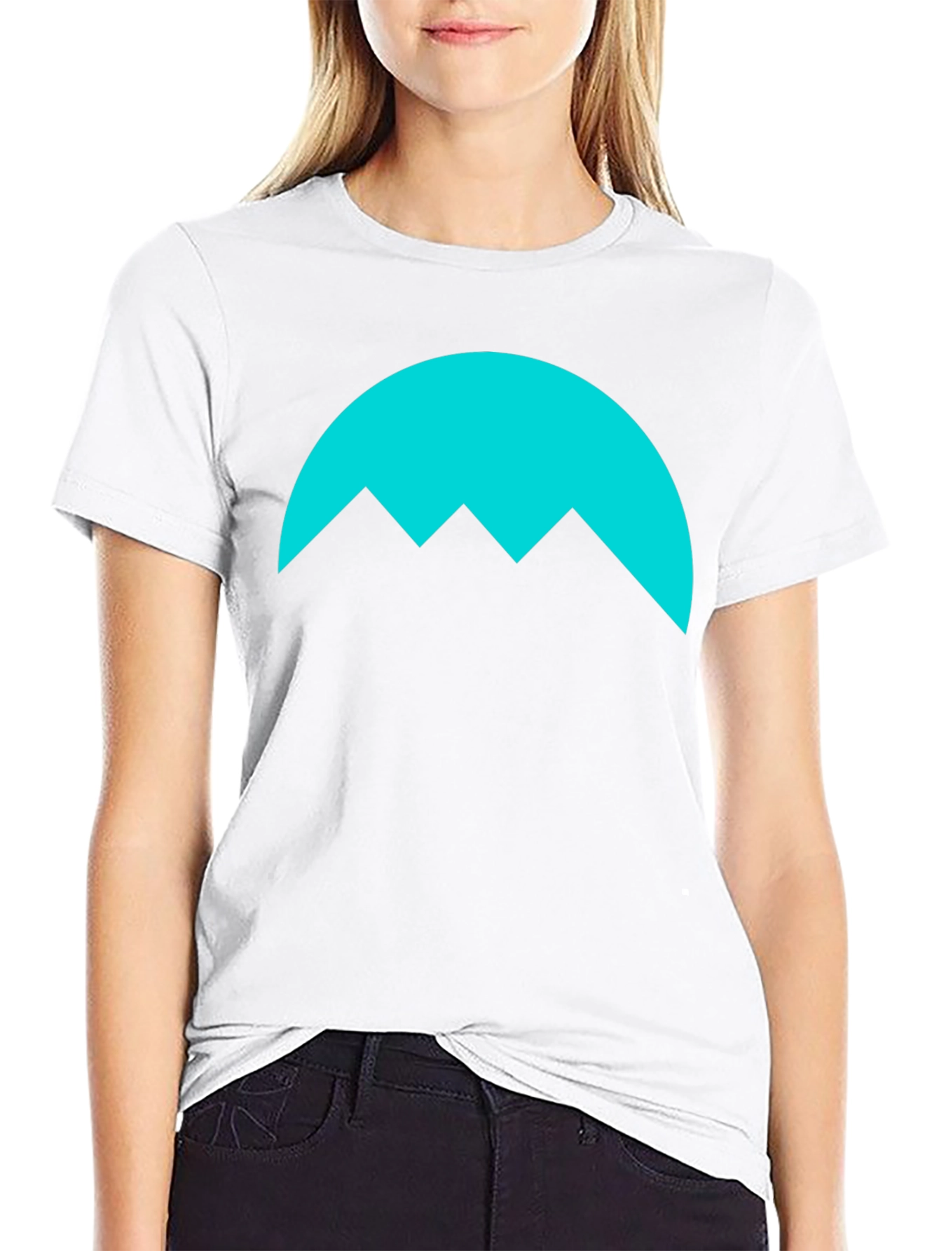 Minimalist Mountain Graphic Tee - Black