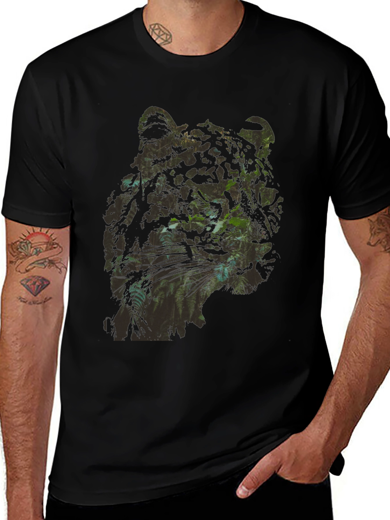 Jungle Cat Graphic T-Shirt - Black