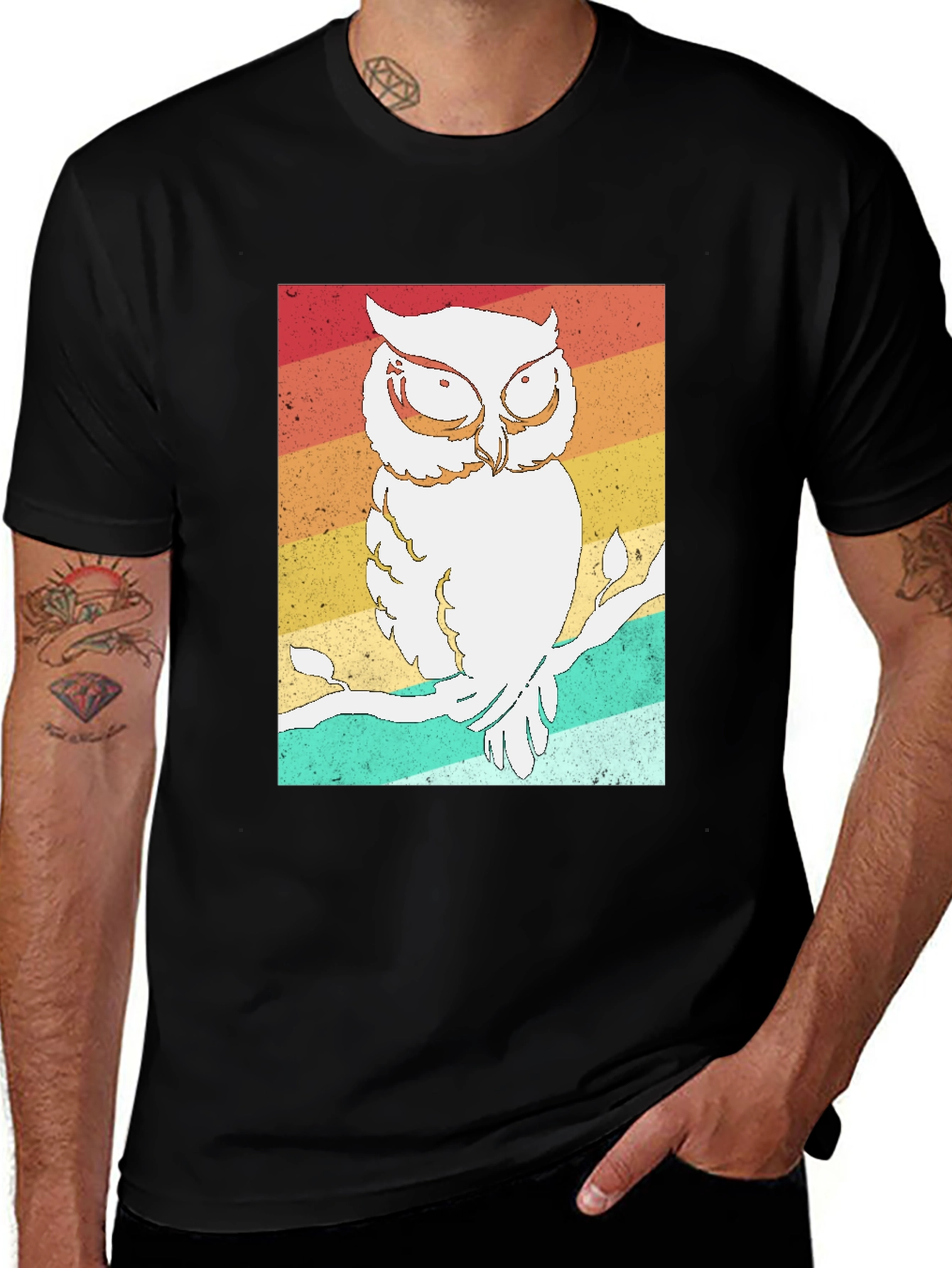 Retro Owl Graphic Tee - Stylish Bird Lovers T-Shirt