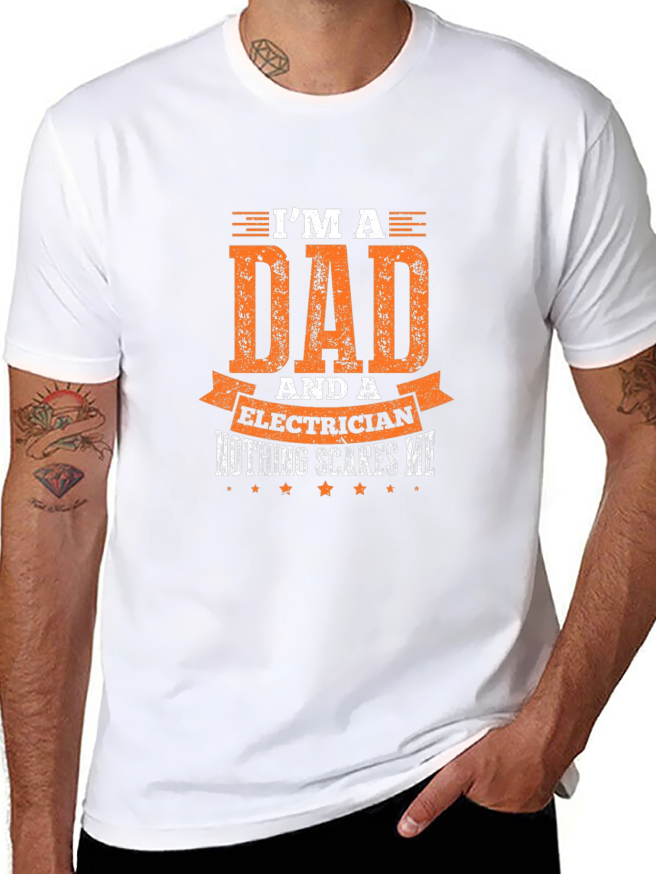Dad Electrician T-Shirt: Nothing Scares Me