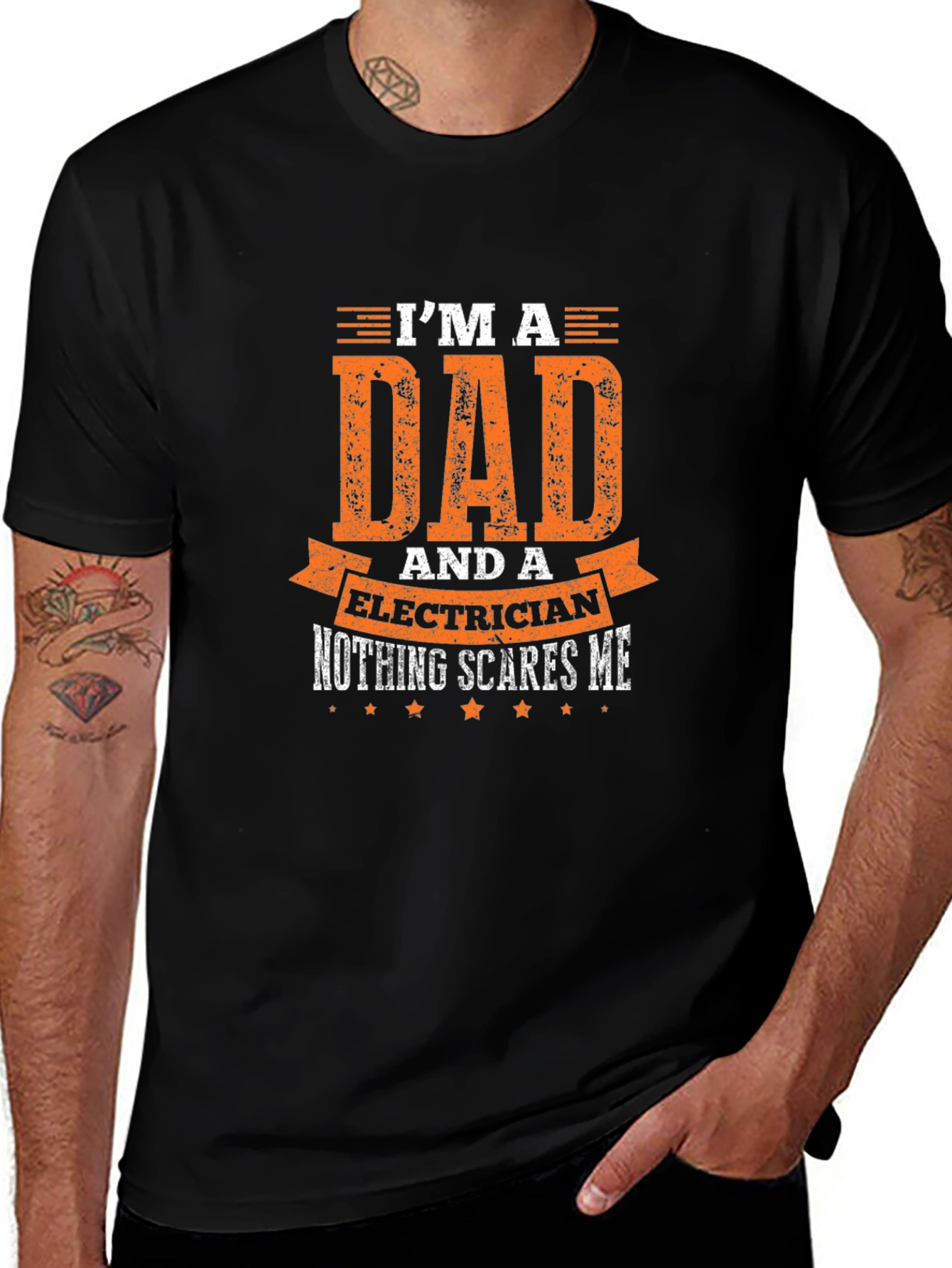 Dad Electrician T-Shirt: Nothing Scares Me