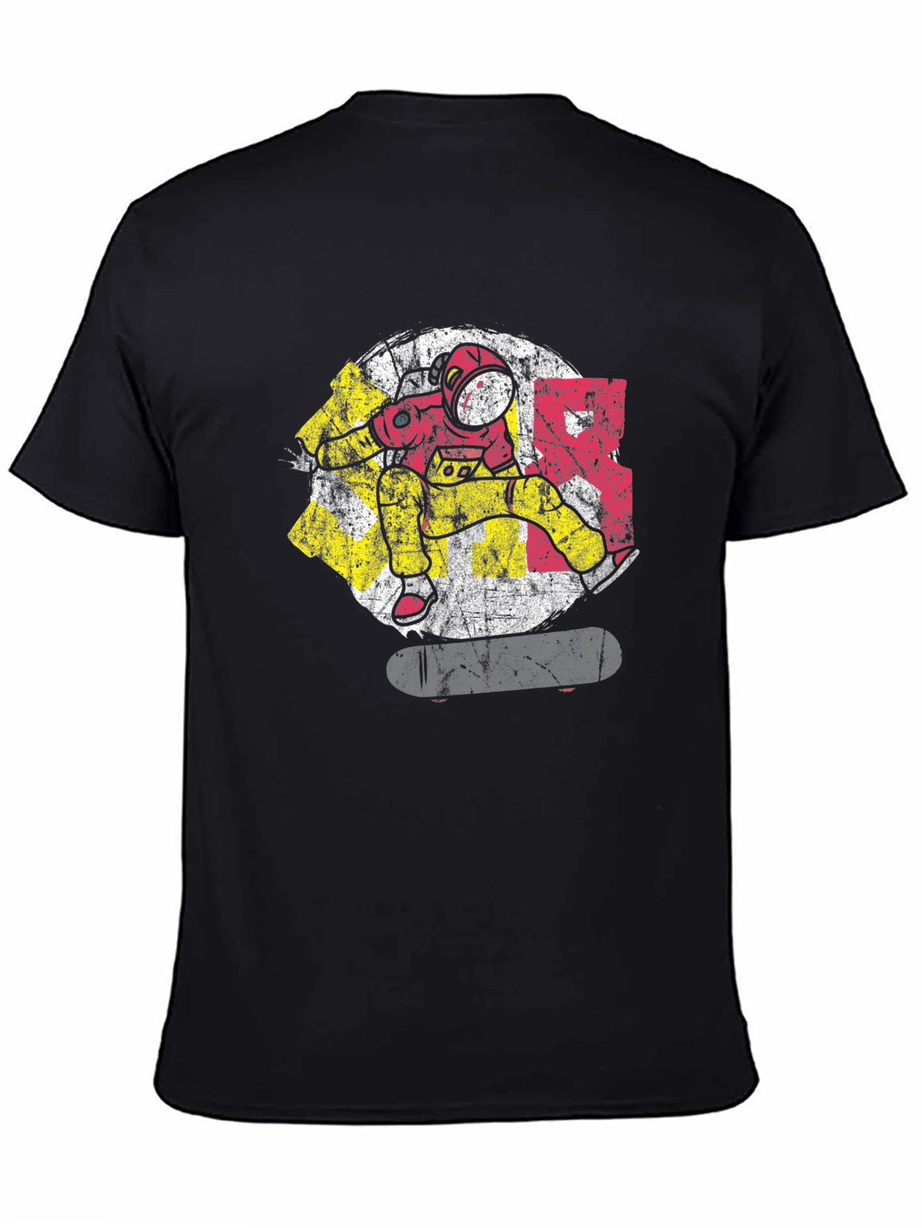 Astronaut Skateboard Graphic Tee - Cool Streetwear