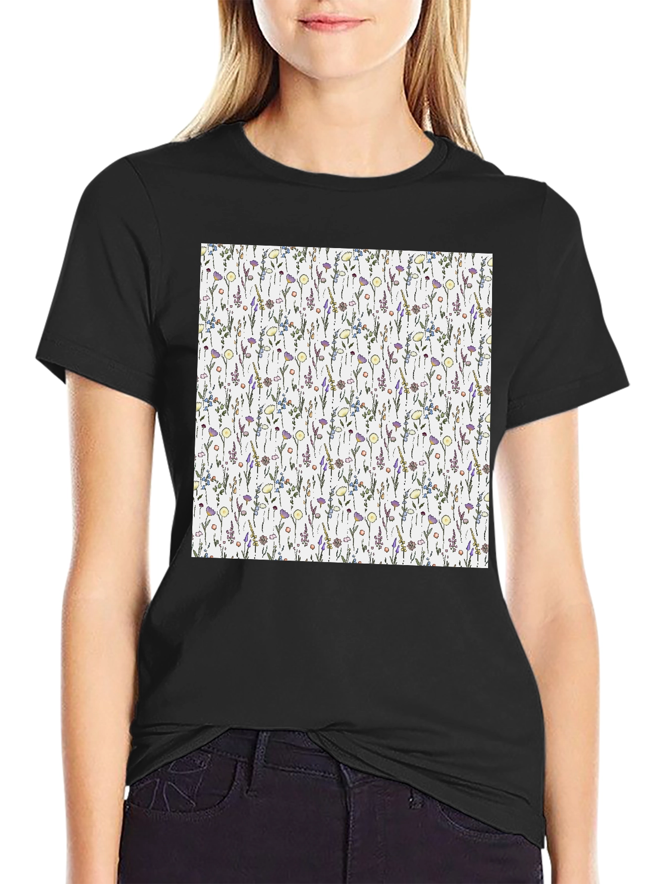 Floral Pattern T-Shirt - Black Casual Tee
