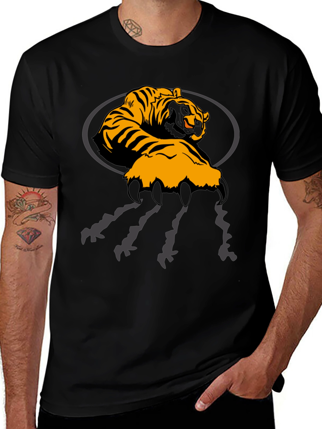 Tiger Claw Graphic Black T-Shirt