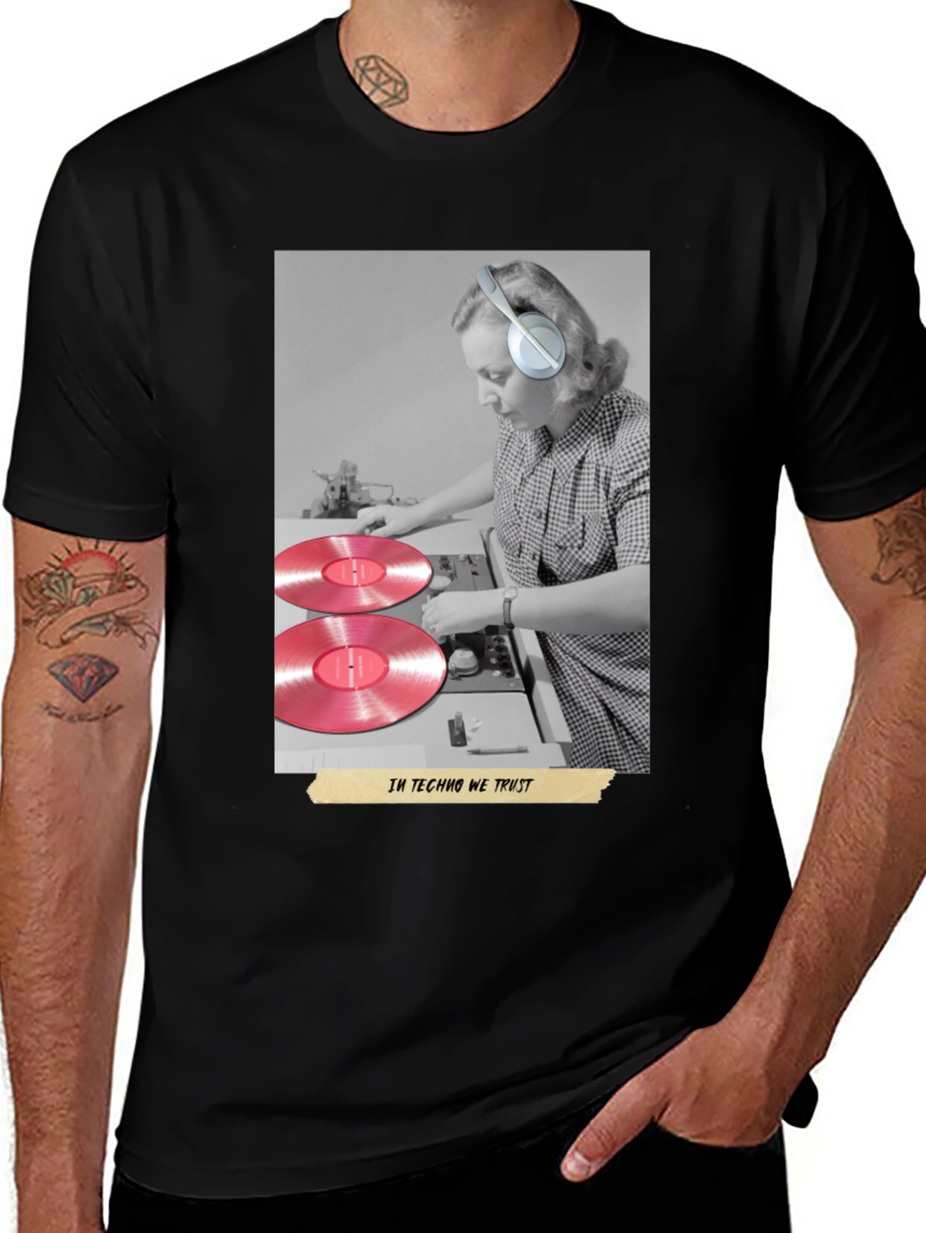 Techno Music DJ Graphic T-Shirt