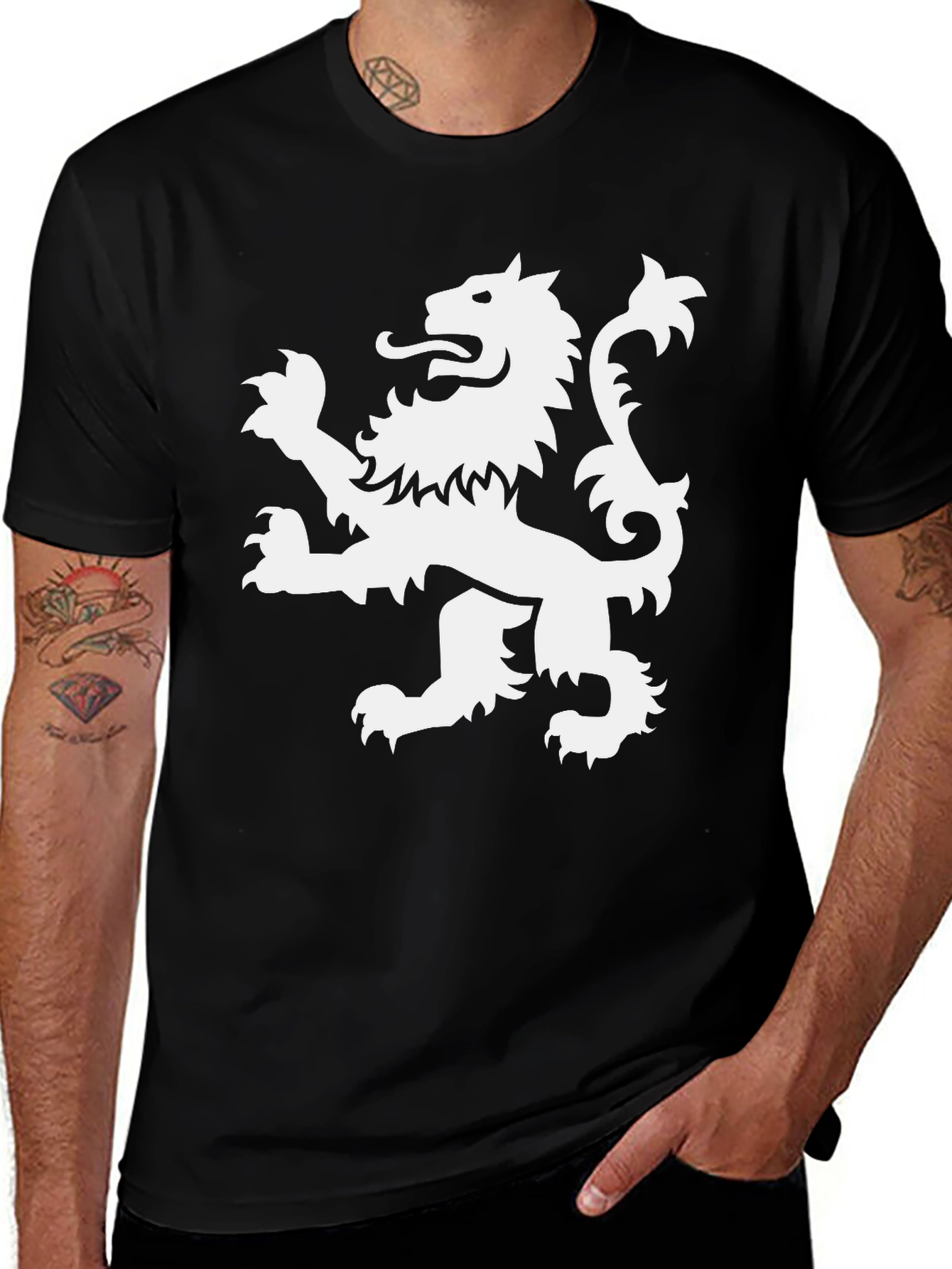 Lion Rampant Graphic Tee - Black