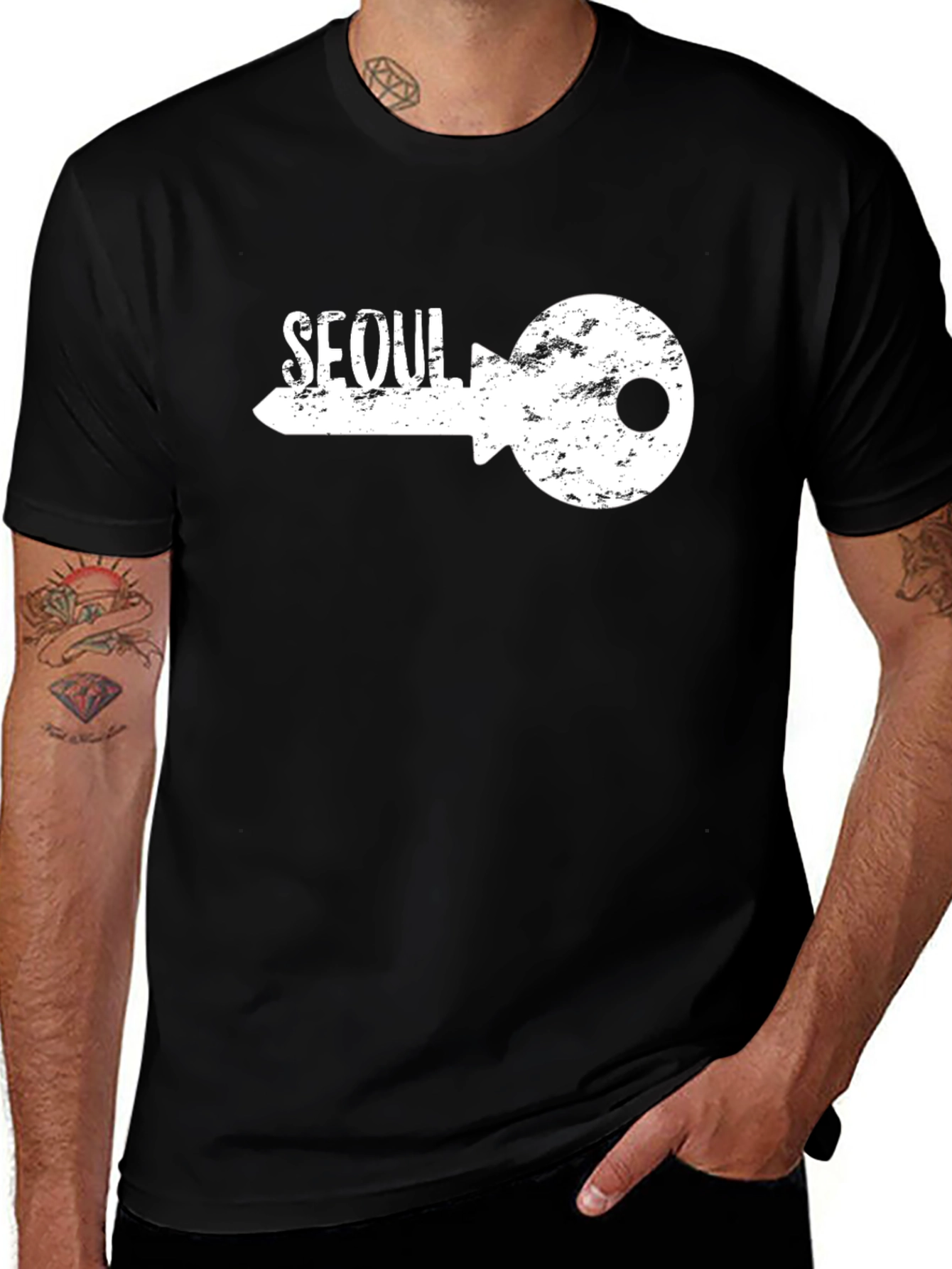 Seoul Key Graphic T-Shirt - Trendy Black Tee