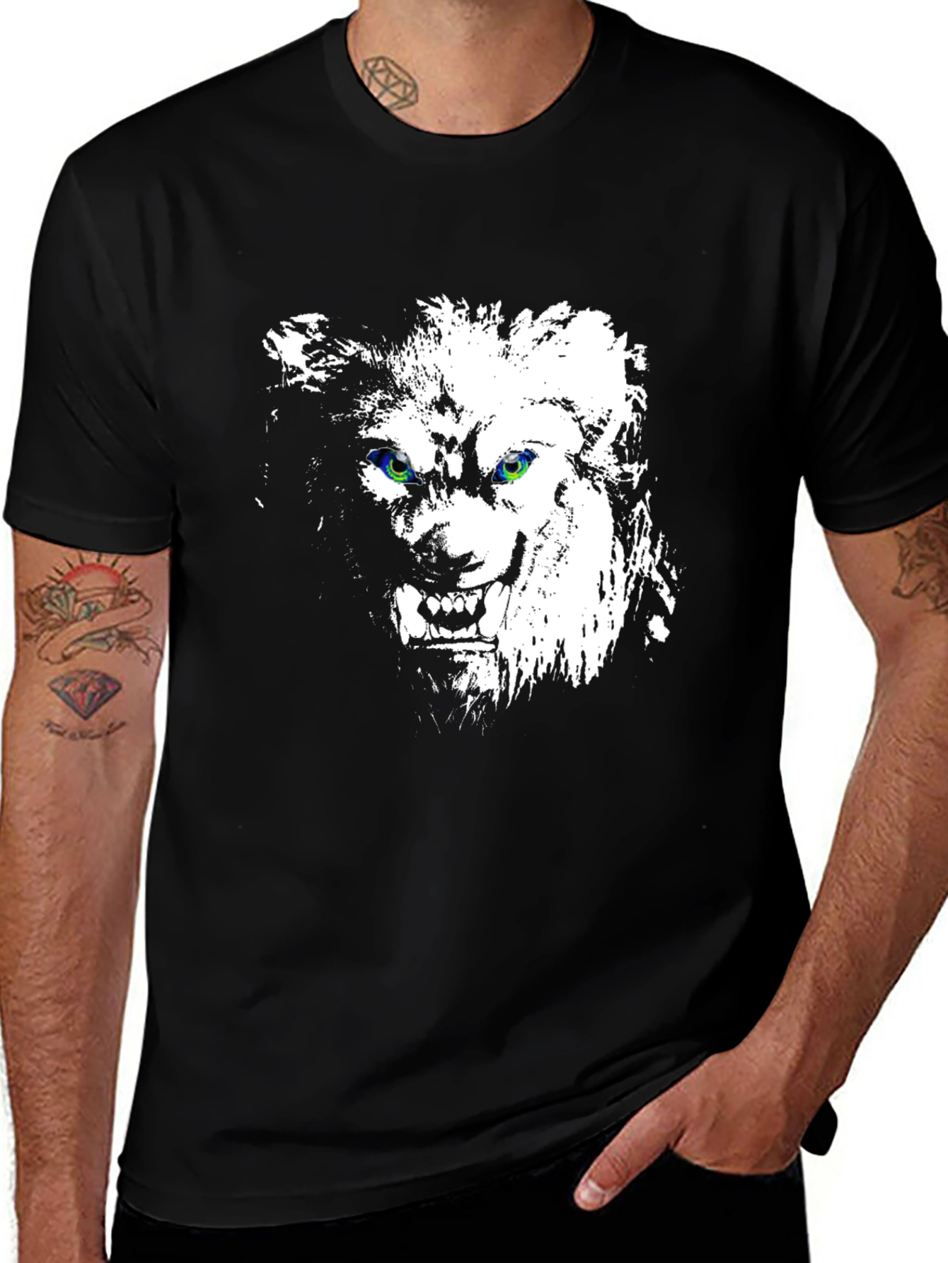Wolf Graphic Print Black Tee