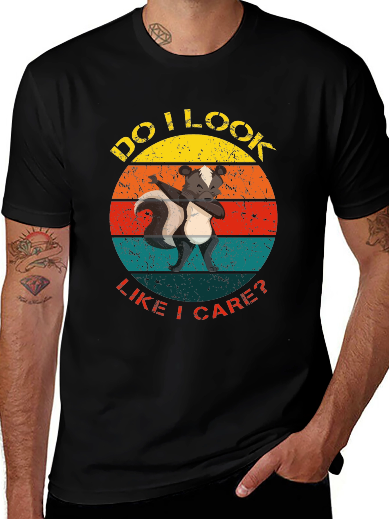 Skunk Dab Funny T-Shirt Retro Circle Design