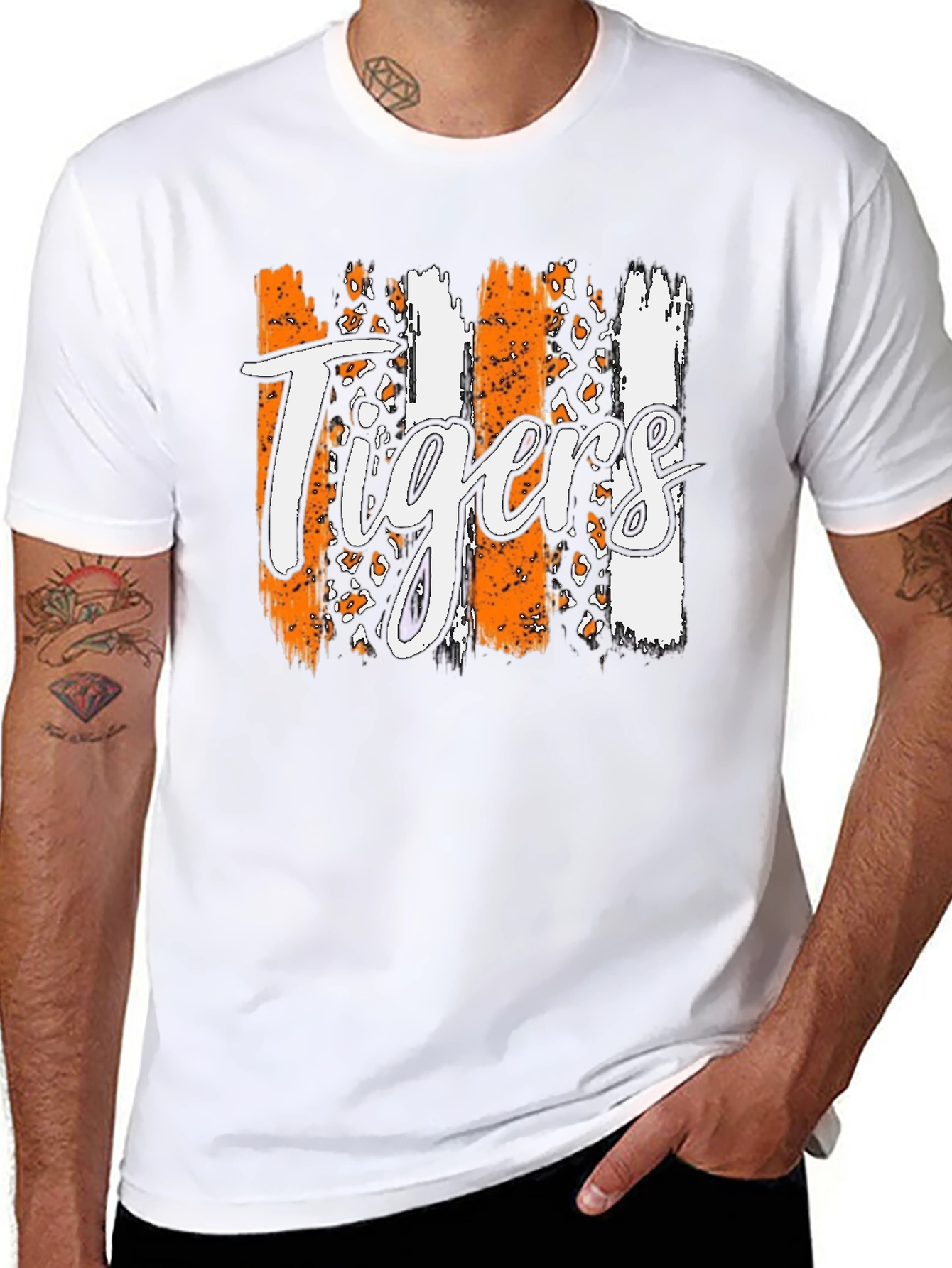 Tigers Graphic Tee - Stylish Black T-Shirt