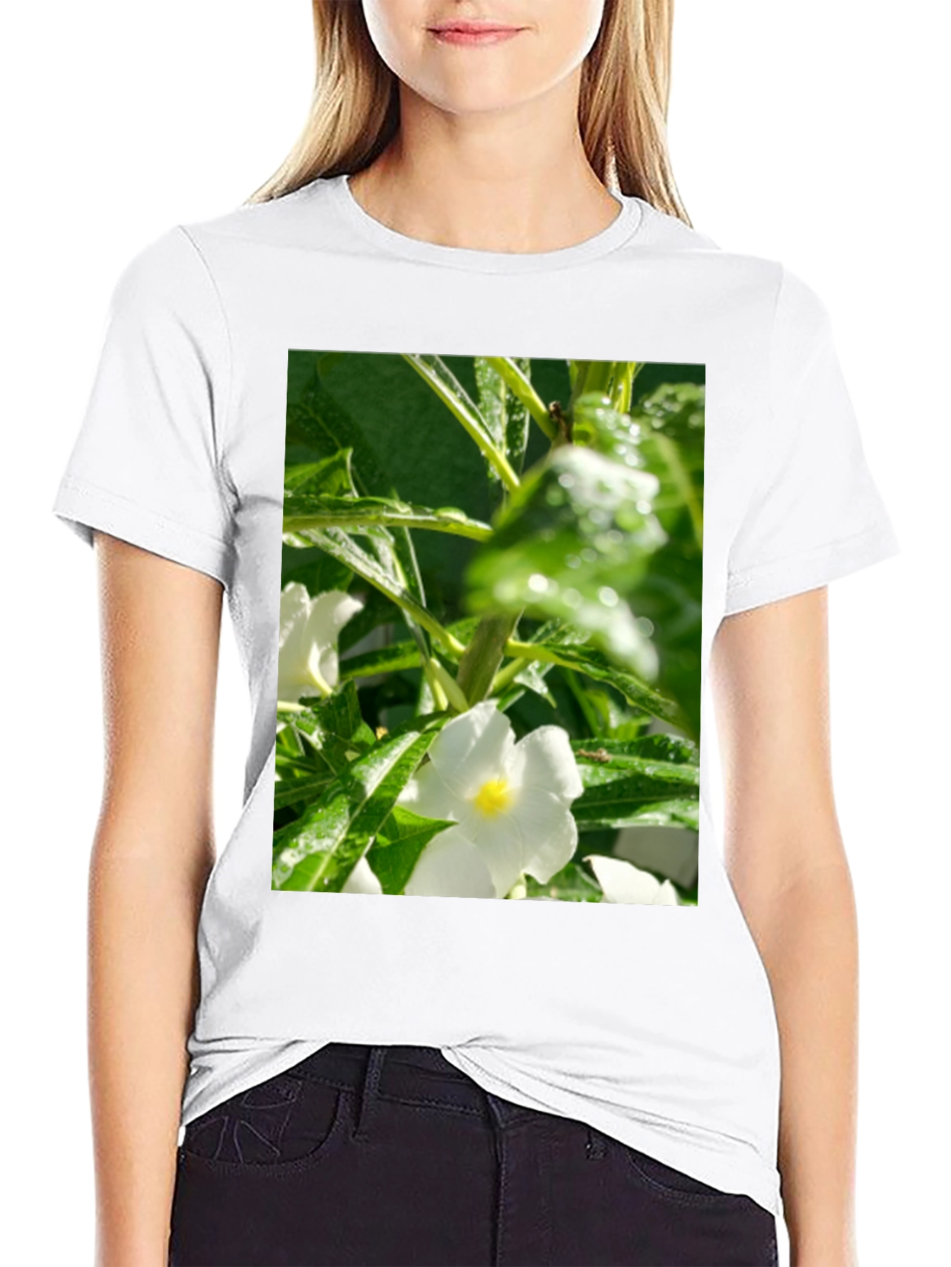 Floral Print T-Shirt: Fresh & Stylish