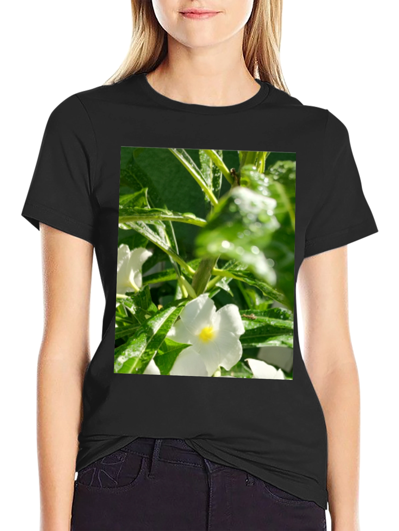 Floral Print T-Shirt: Fresh & Stylish