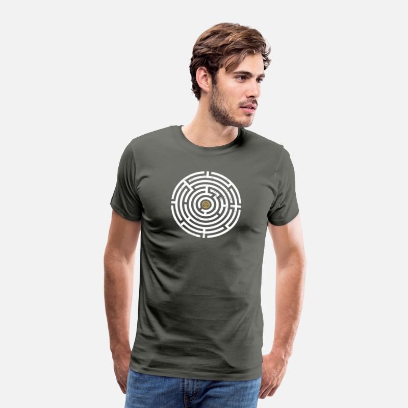 LABYRINTH TRISKELION TRIPLE CELTIC SPIRAL