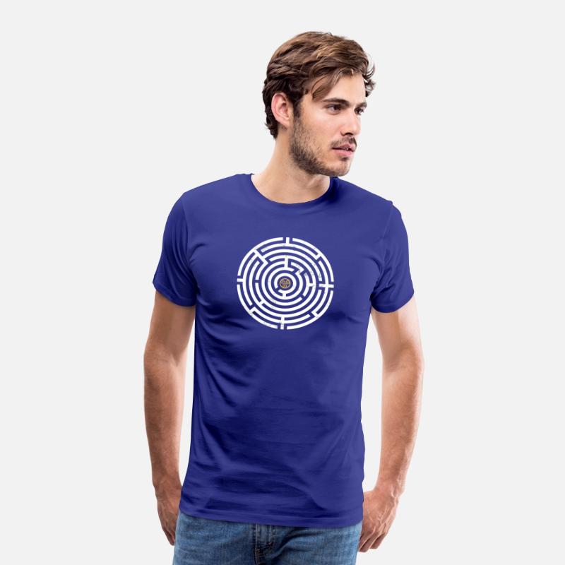 LABYRINTH TRISKELION TRIPLE CELTIC SPIRAL