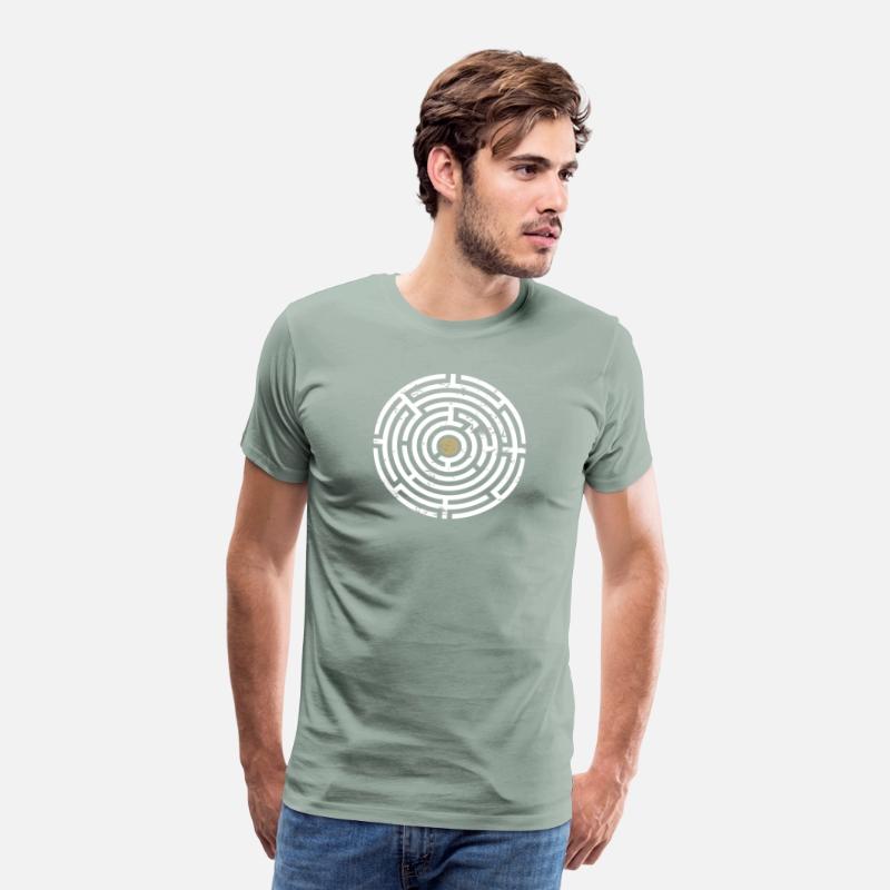 LABYRINTH TRISKELION TRIPLE CELTIC SPIRAL