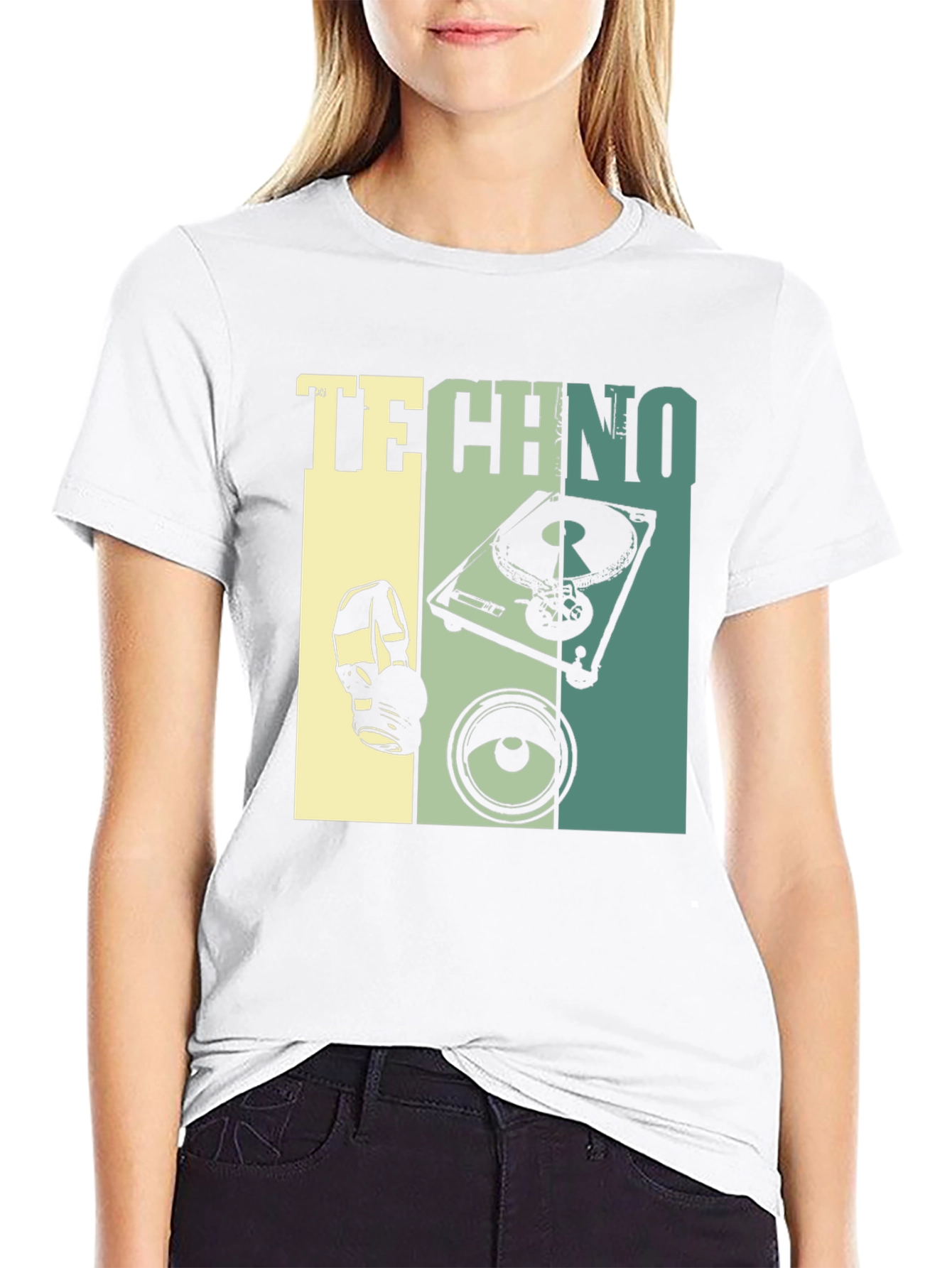 Techno Music Graphic T-Shirt - DJ Turntable Design