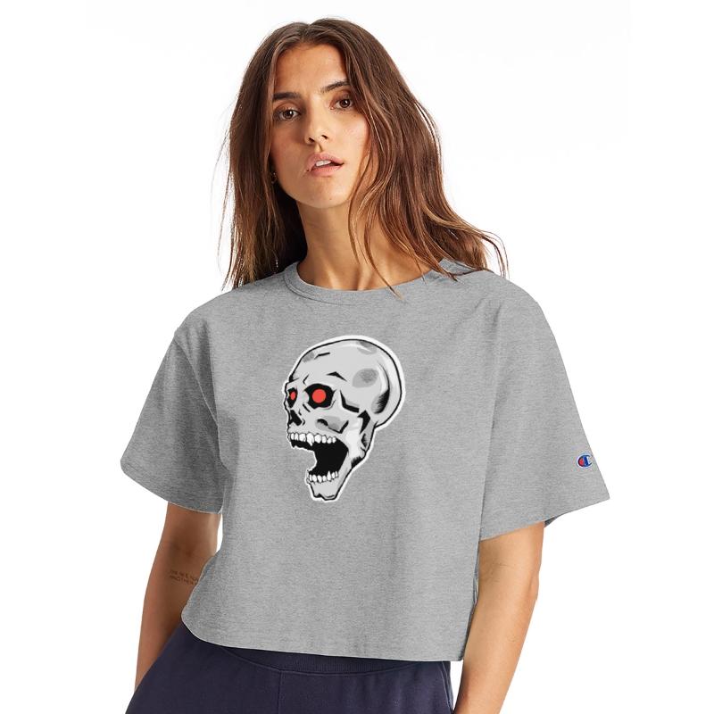 the silver skull looks up