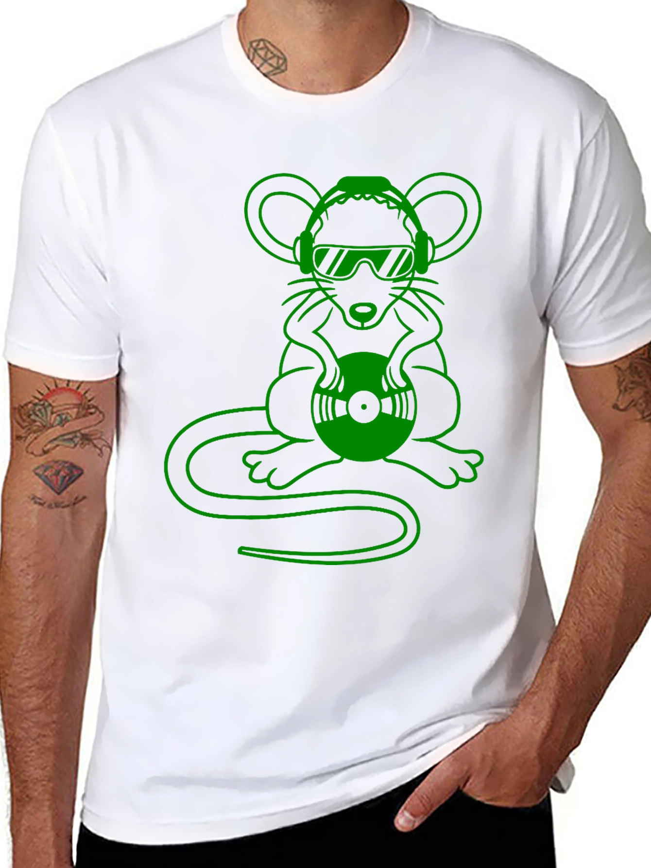 DJ Mouse Graphic Tee - Cool Black T-Shirt