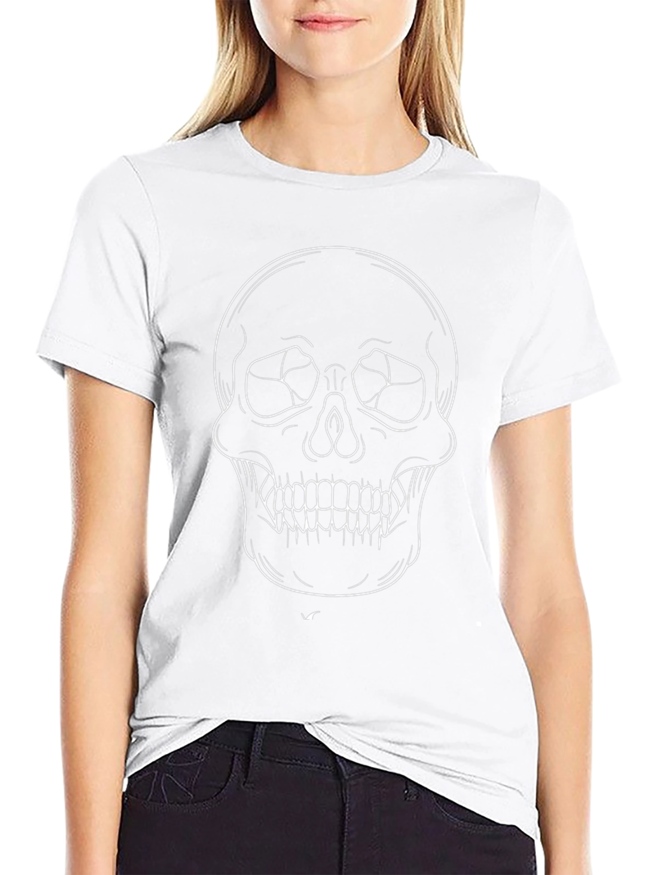 Skull Graphic Black Tee - Stylish & Edgy