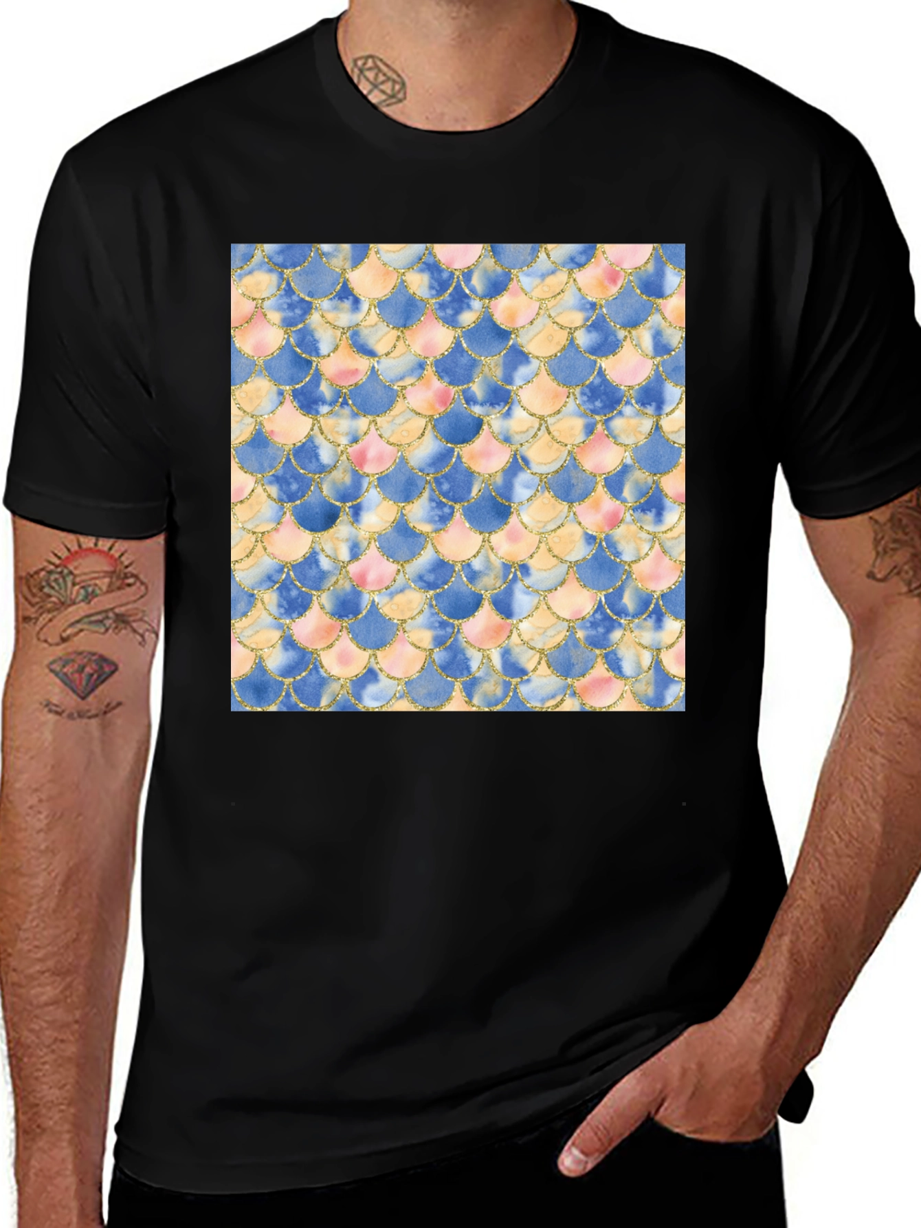 Mermaid Scale Pattern Tee - Stylish Mens Black T-Shirt